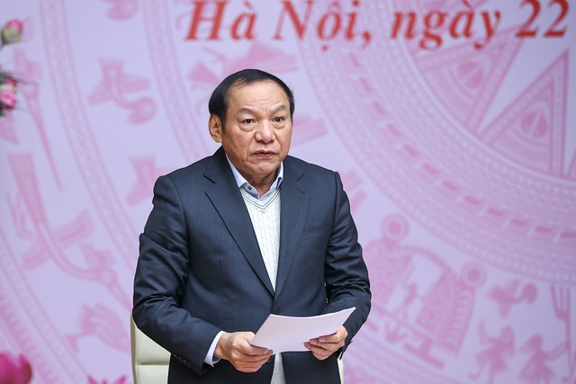 Bộ trưởng Bộ Văn hóa, Thể thao và Du lịch Nguyễn Văn Hùng báo cáo đánh giá về kết quả triển khai, thực hiện Chiến lược 1775